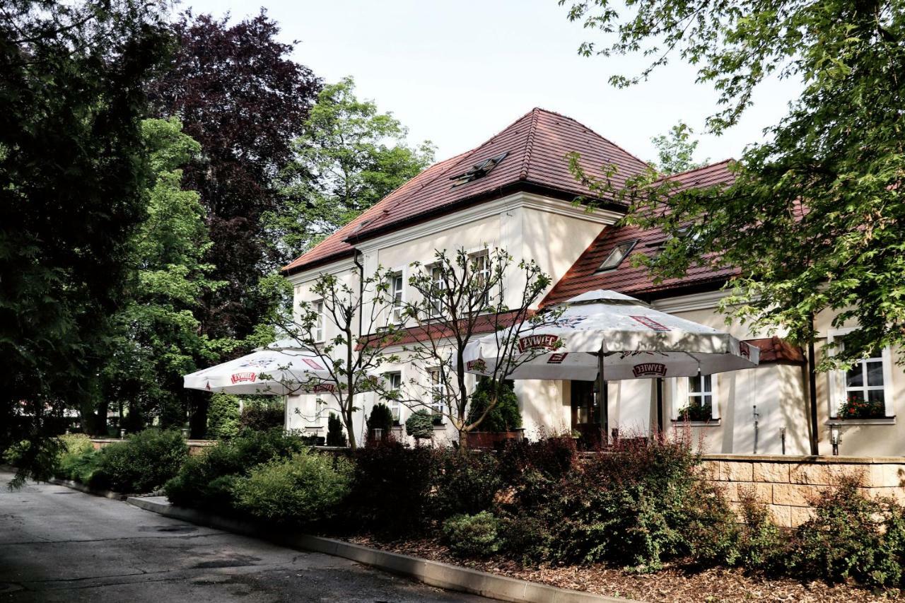 Hotel Pod Filarami Czeladź Exterior foto